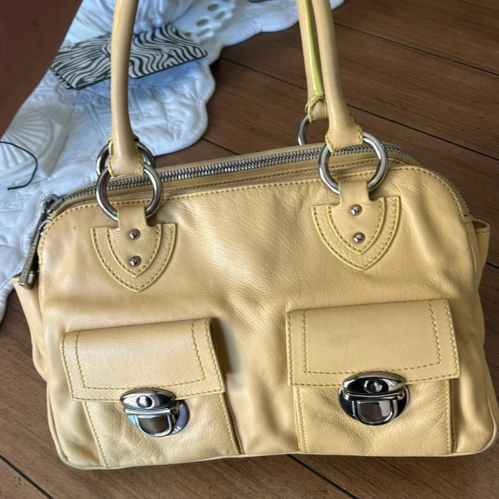 Marc Jacobs Leather Y2K Shoulder Bag in Butter Yellow